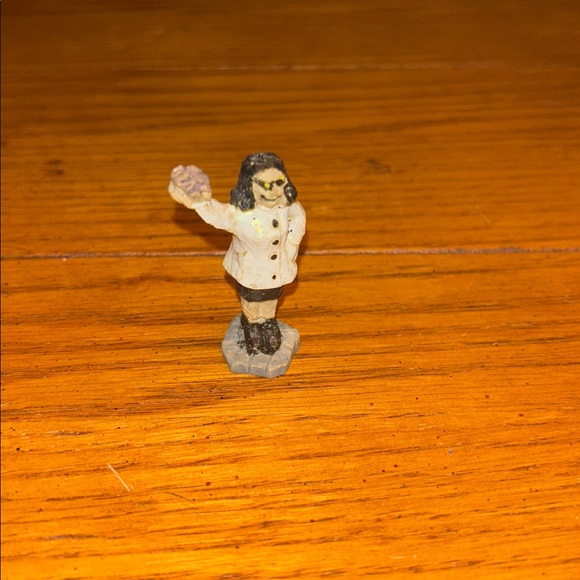 Halloween Miniature Toy Set with Pumpkins and Figurines - Picture 11 of 14